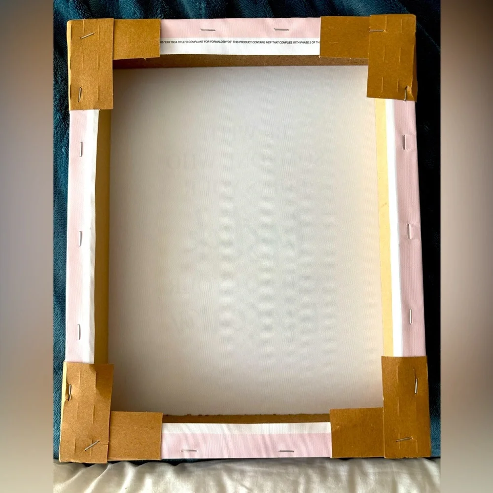 Women Girls NWT Canvas Wall Art Be With‎ Someone Who Ruins Your Lipstick